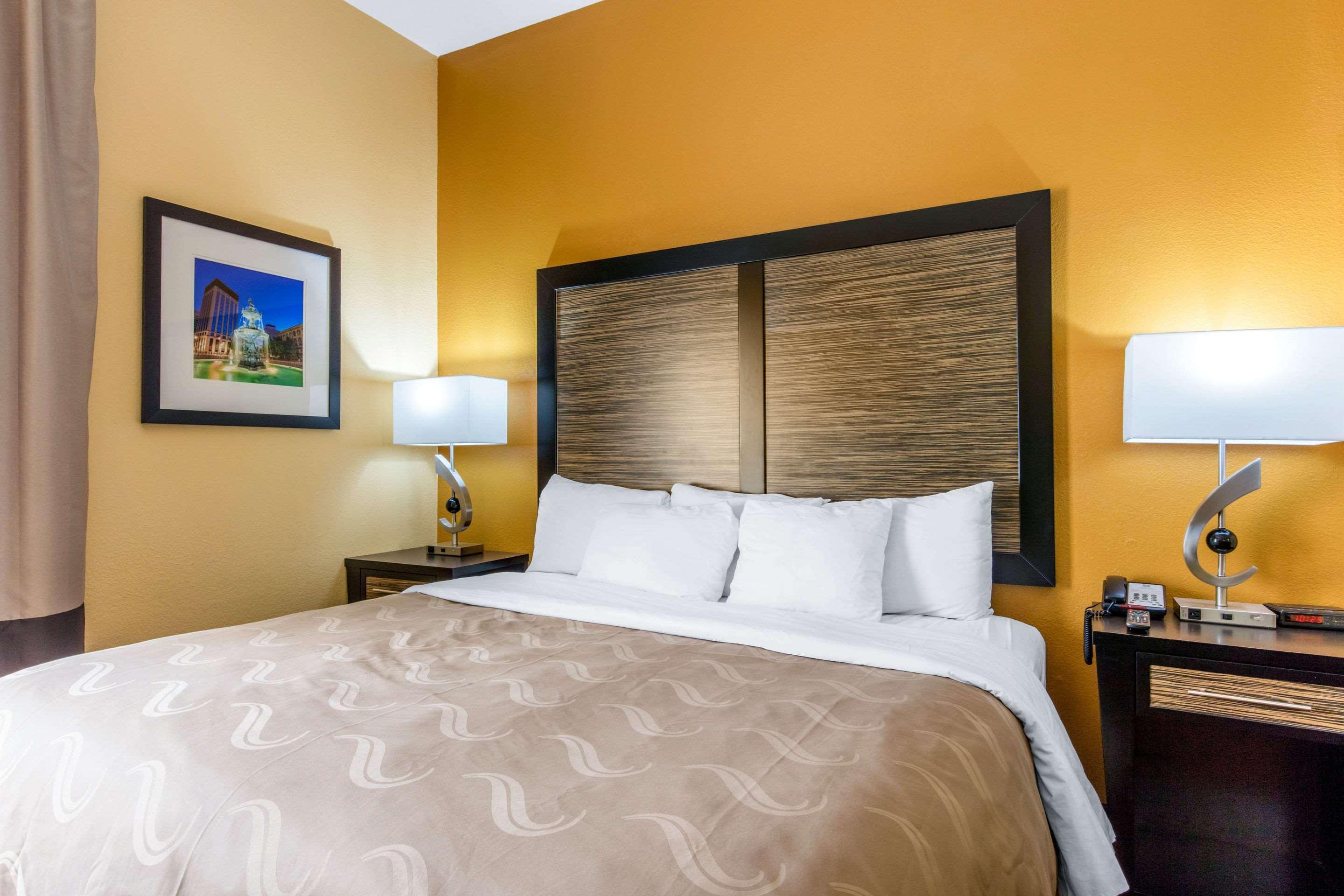 Quality Inn & Suites Montgomery East Carmichael Rd מראה חיצוני תמונה
